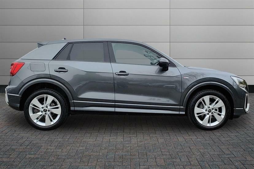 Audi Q2 35 Tfsi S Line S Tronic Grey #3