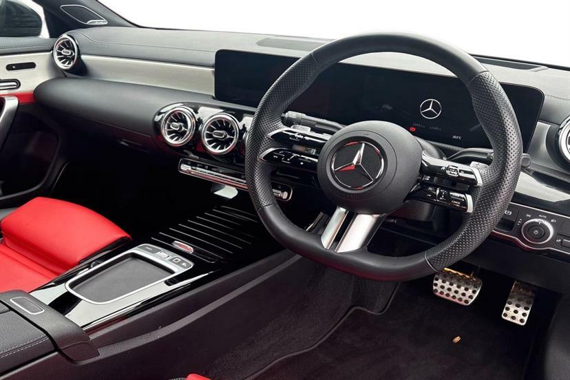 Mercedes-Benz CLA Class 220D Amg Line Premium Plus Tip Black #5