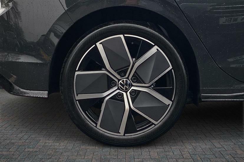 Volkswagen Golf 1.5 Etsi 150 Black Edition Dsg Grey #5