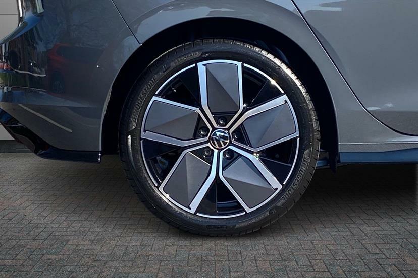Volkswagen Golf 1.5 Etsi 150 Black Edition Dsg Grey #5