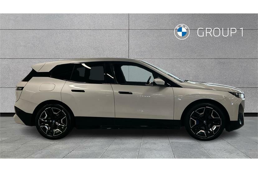 BMW iX 240Kw Xdrive40 M Sport 76.6Kwh White #3