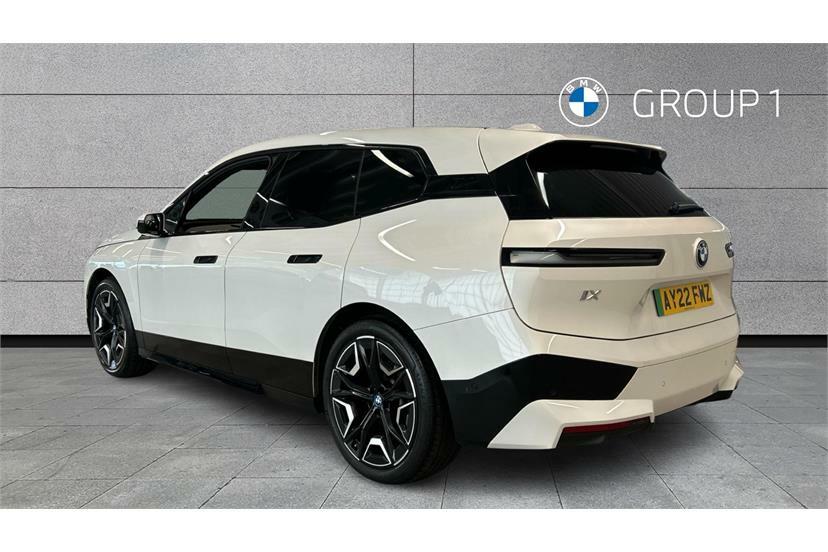 BMW iX 240Kw Xdrive40 M Sport 76.6Kwh White #2