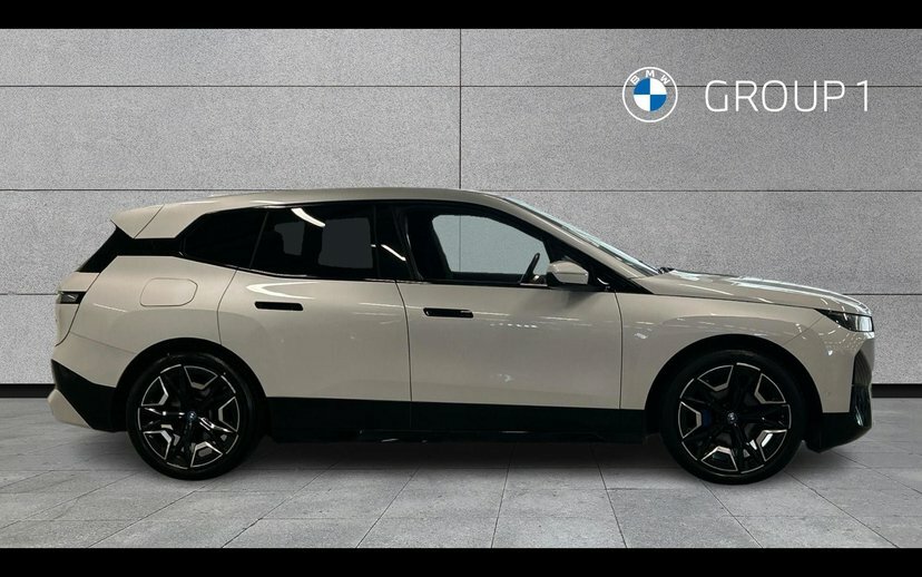 BMW iX Ix Xdrive40 M Sport AY22FWZ White #3