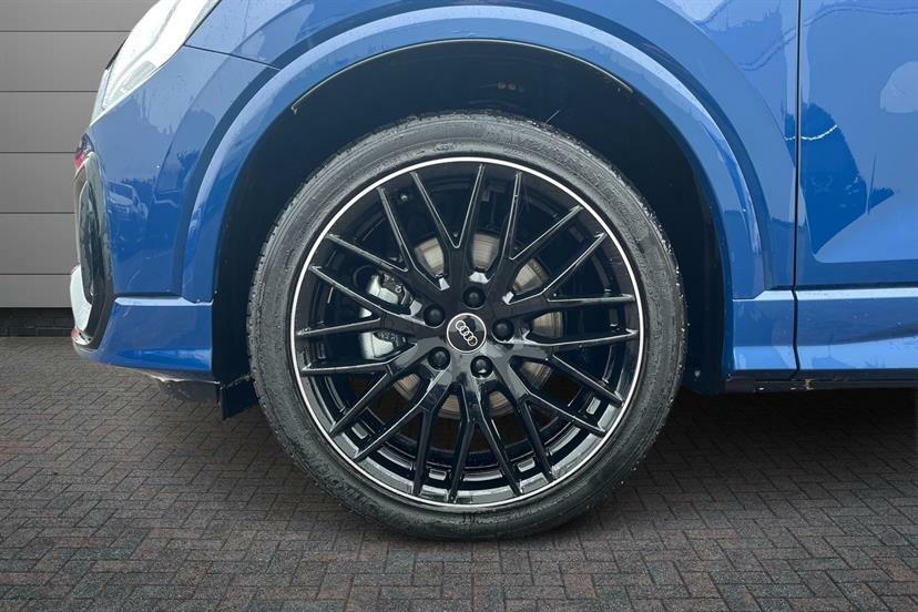 Audi Q2 35 Tfsi Black Edition S Tronic Blue #5