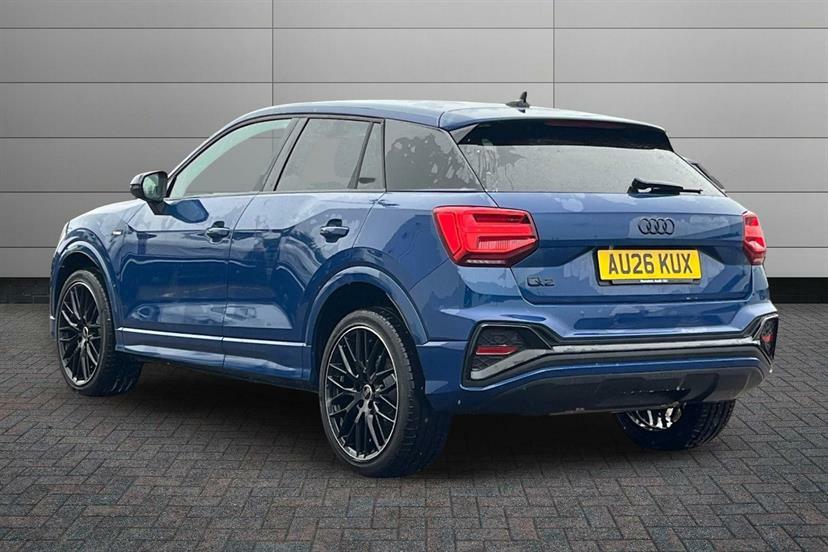 Audi Q2 35 Tfsi Black Edition S Tronic Blue #3
