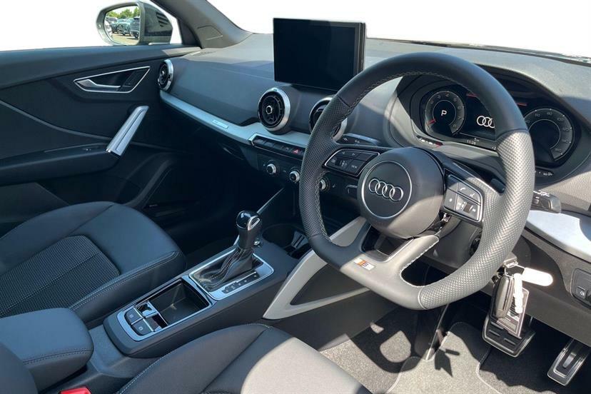 Audi Q2 35 Tfsi Black Edition S Tronic Grey #6
