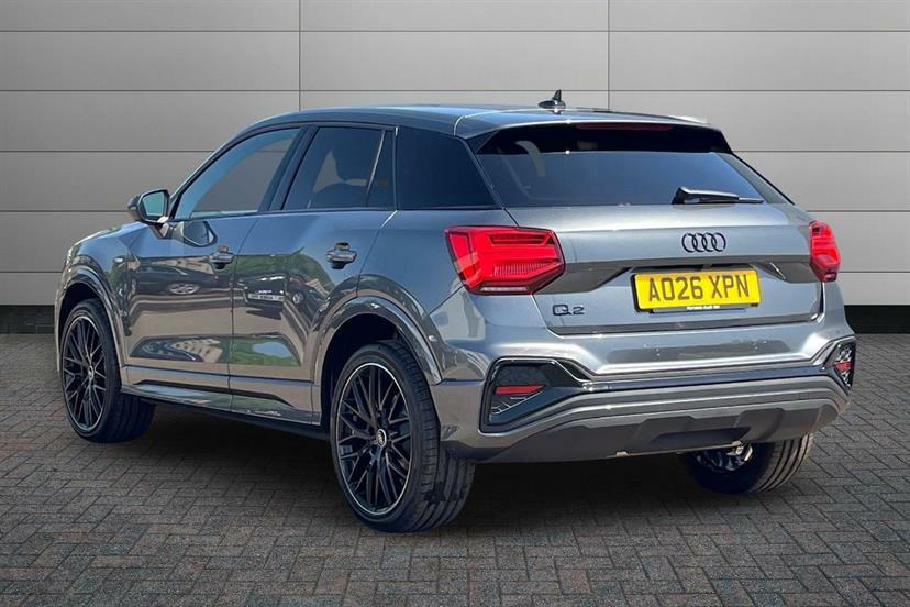 Audi Q2 35 Tfsi Black Edition S Tronic Grey #3