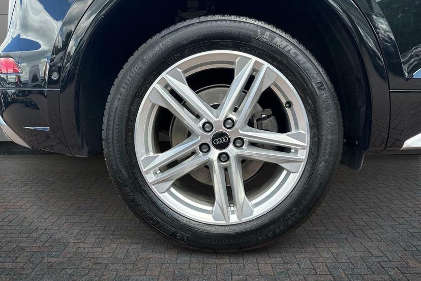 Audi Q5 40 Tdi Quattro S Line S Tronic Tech Pack Black #3