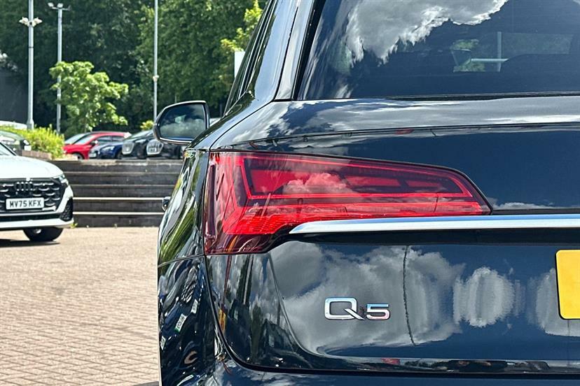 Audi Q5 Tdi Black Edition White #11