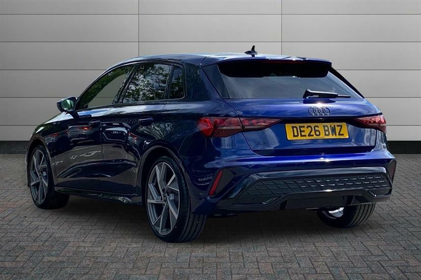 Audi A3 1.5 Tfsi E 204 S Line S Tronic Tech Pack Grey #3