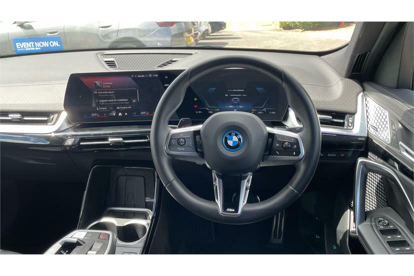 BMW iX2 150Kw Edrive20 M Sport 65Kwh Blue #5