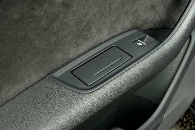 Audi Q7 Suv Black #33