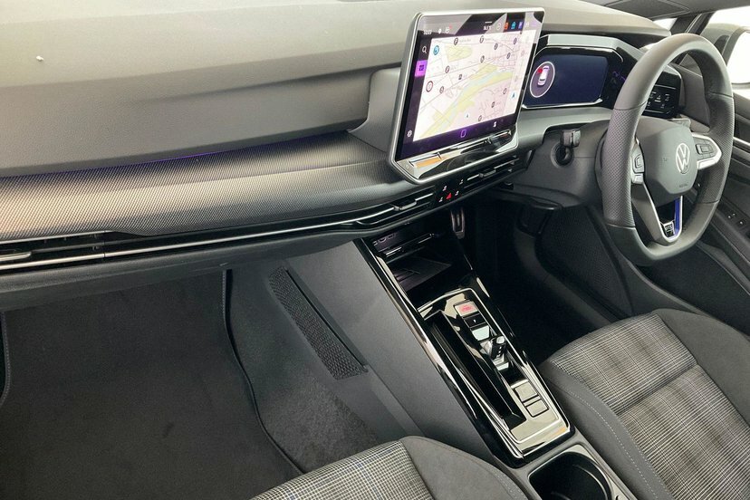Volkswagen e-Golf 1.5 Tsi Ehybrid 19.7Kwh Gte Hatchback P AO26UKW Grey #2