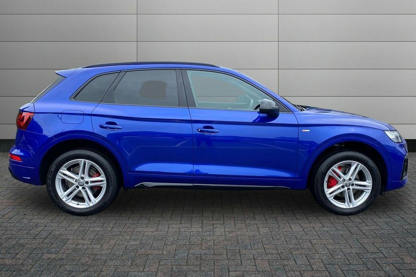 Audi Q5 2.0 Tdi 40 Edition 1 Suv S Tronic Quatt DX72XCB Blue #4