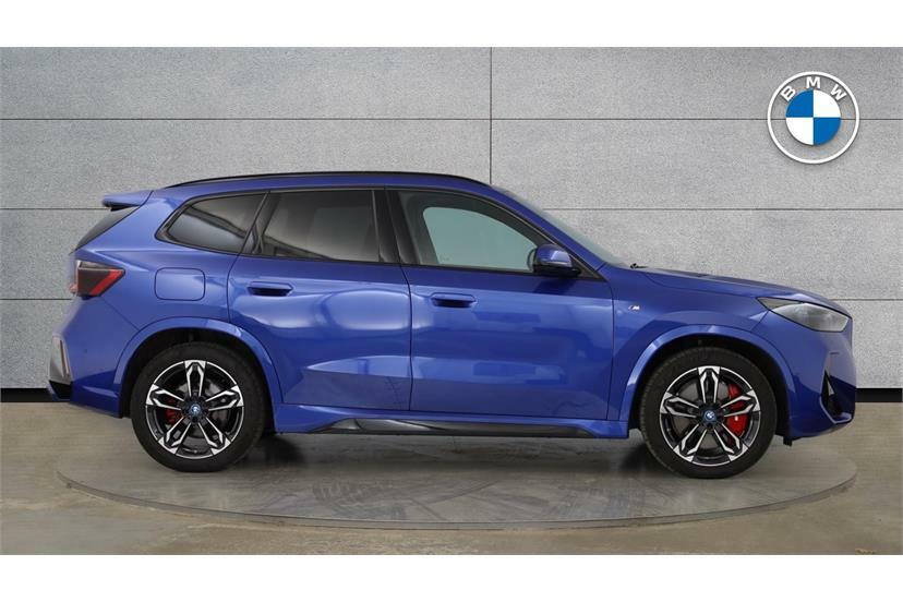 BMW iX1 150Kw Edrive20 M Sport 65Kwh Blue #3