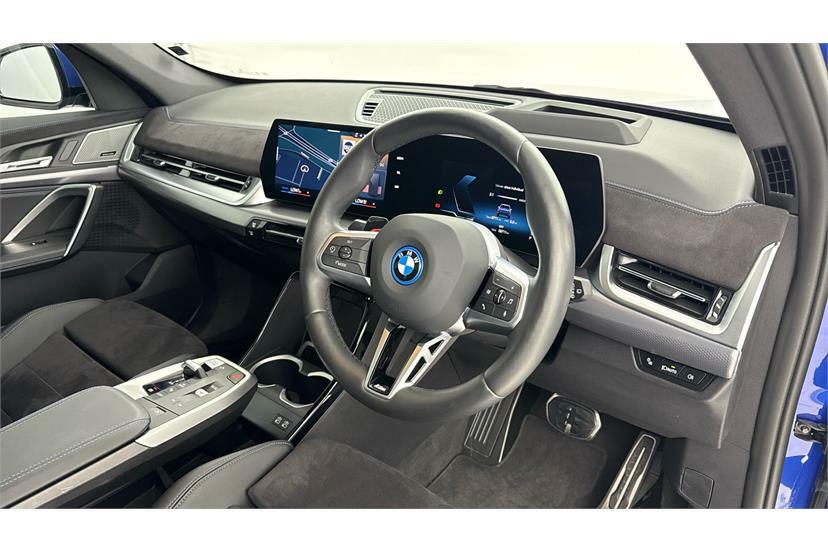 BMW iX1 150Kw Edrive20 M Sport 65Kwh Blue #5