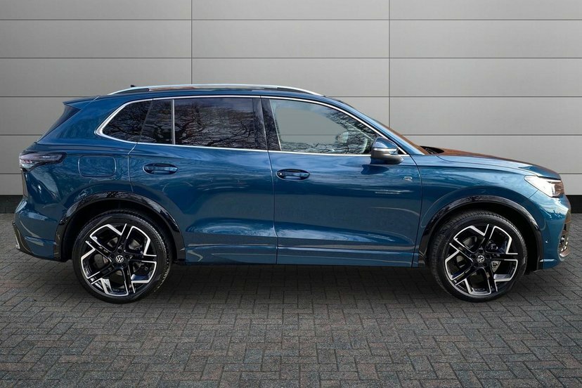 Volkswagen Tiguan 1.5 Etsi Mhev R-line Suv Hybrid Dsg 15 MK26AEE Blue #4