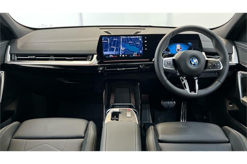 BMW iX2 150Kw Edrive20 M Sport 65Kwh Grey #4
