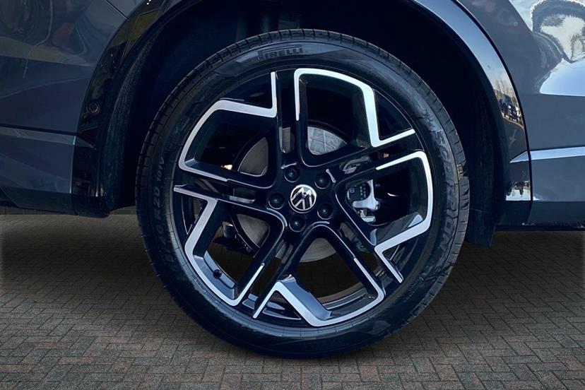 Volkswagen Tiguan 1.5 Etsi 150 R-line Dsg Grey #4