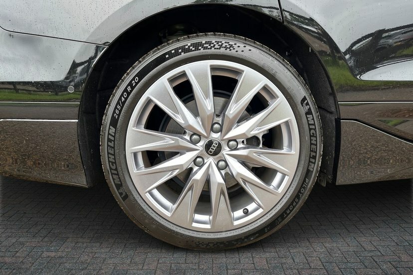 Audi A6 E-tron Sportback 83Kwh Sport Hatchback 286 Ps Black #5