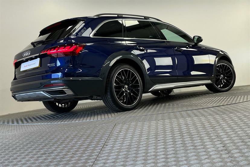 Audi A4 Allroad Sport White #39