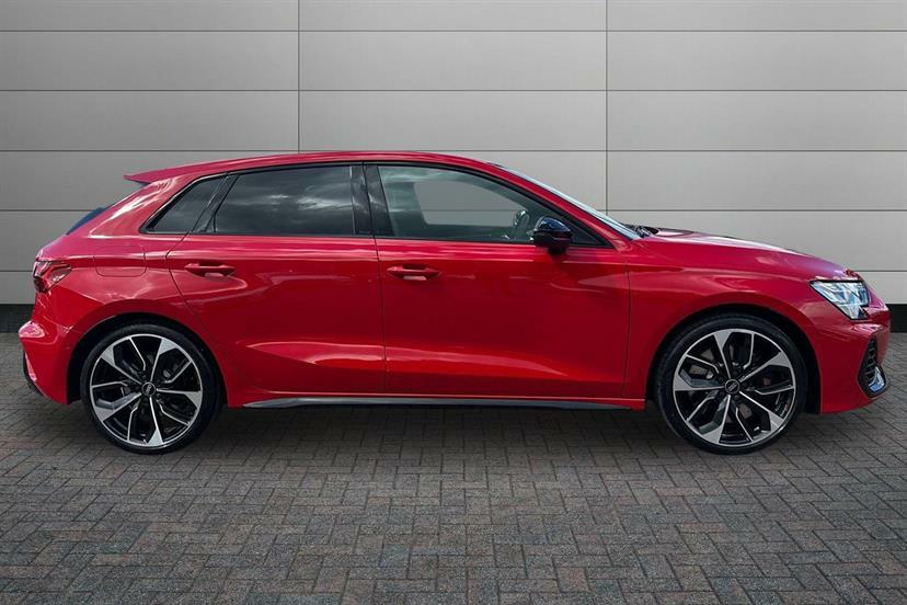 Audi A3 S3 Tfsi Quattro 333 Black Edition S Tronic Red #3