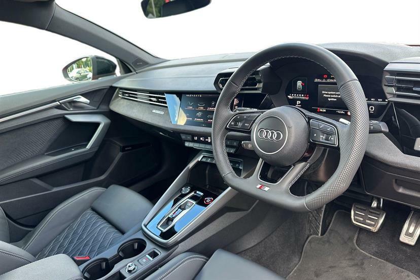Audi A3 S3 Tfsi Quattro 333 Black Edition S Tronic Red #5