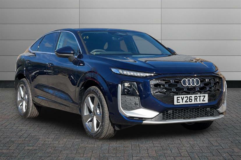 Audi Q3 1.5 Tfsi S Line S Tronic Blue