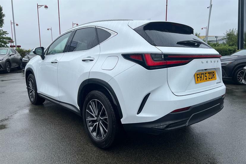 Lexus NX 350H 2.5 Premium Plus E-cvt Black #28