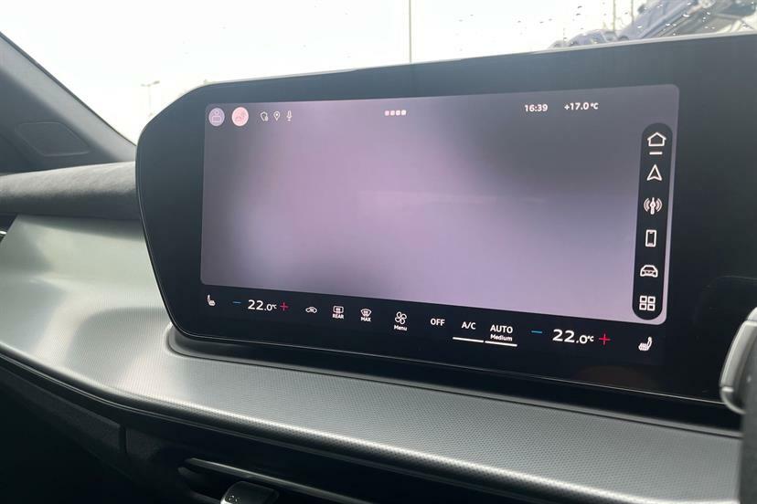 Audi Q3 1.5 E-hybrid Launch Edition Plus S Tronic Grey #27