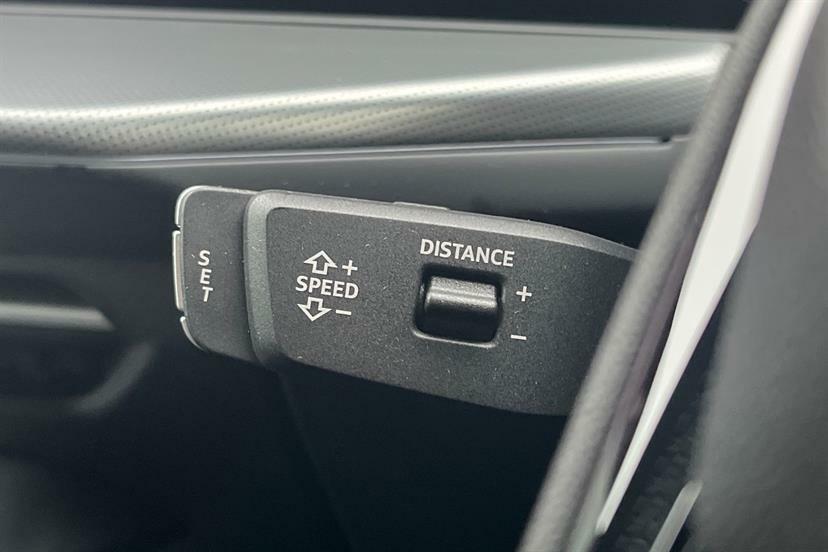 Audi Q3 1.5 E-hybrid Launch Edition Plus S Tronic Grey #13