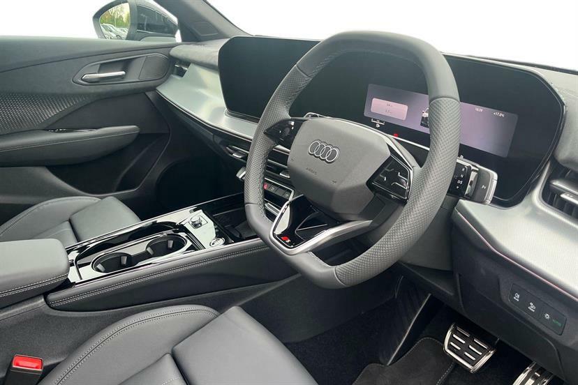 Audi Q3 1.5 Tfsi S Line S Tronic Black #6
