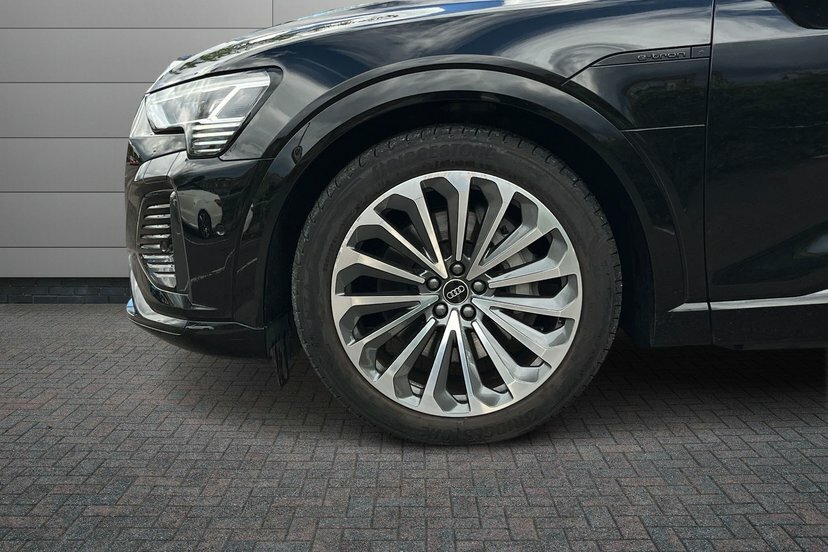 Audi Q8 e tron 55 S Line Suv Quattro 114Kwh 11 Black #5