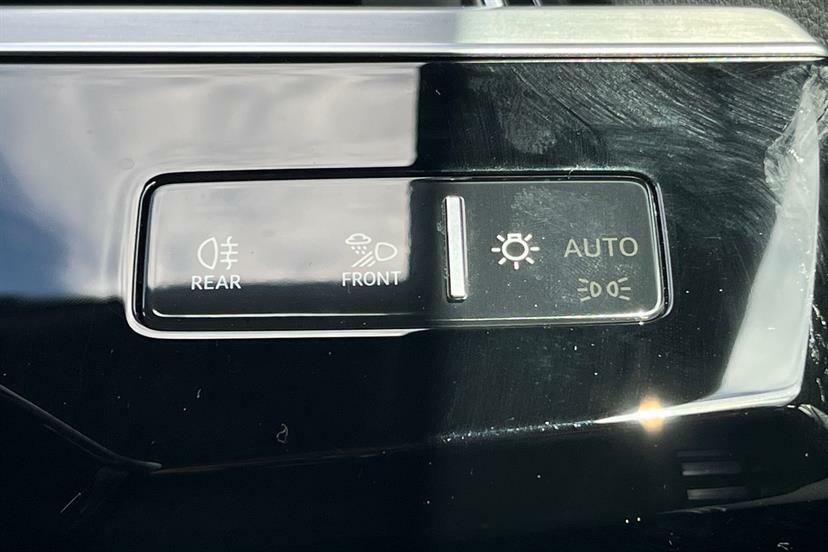 Audi Q8 e tron Black Edition Grey #36