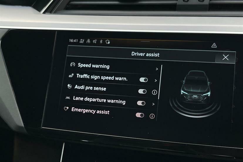 Audi Q8 e tron Black Edition Grey #16