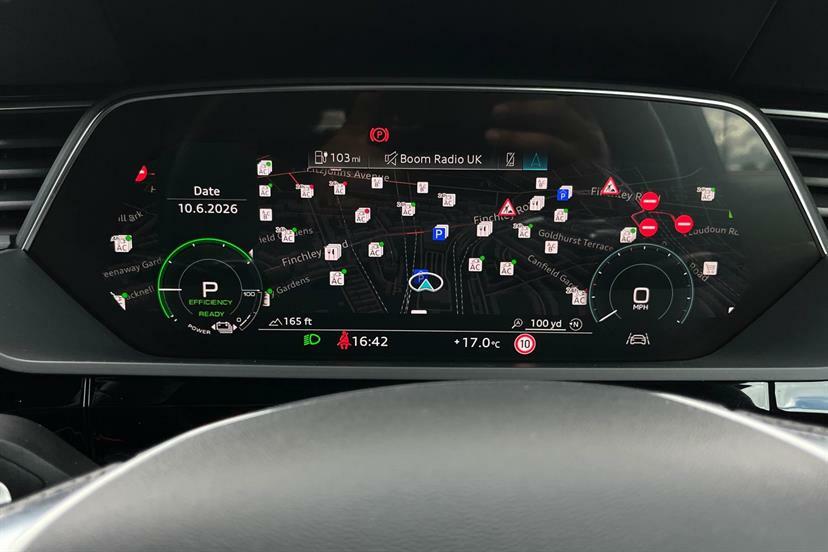Audi Q8 e tron Black Edition Grey #20