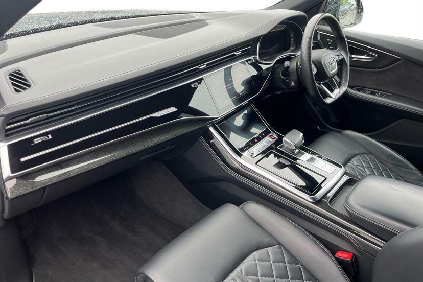 Audi Q8 Sq8 Tfsi Quattro Black Edn Tiptronic Cs Black #2