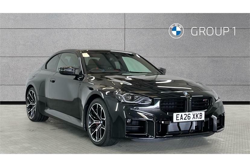 BMW M2 480 Step Black