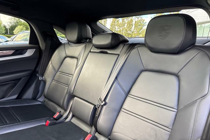 Porsche Cayenne S Tiptronic S Black #16