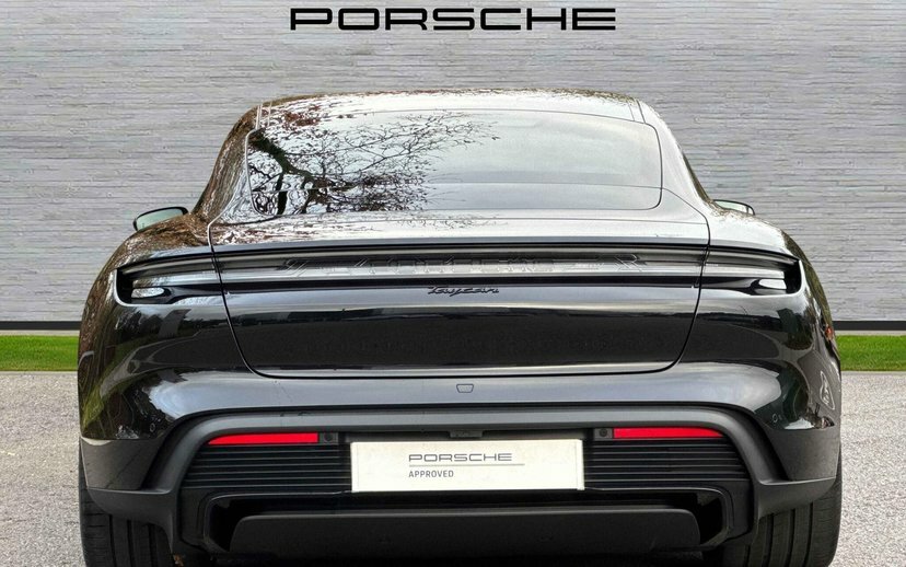 Porsche Taycan Performance Plus 105Kwh Black Edition Saloon E HG75CDO Black #6