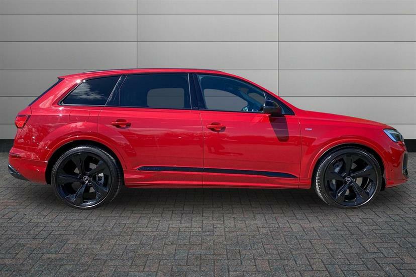 Audi Q7 3.0 Tfsi E Quattro 394 Black Edition Tiptronic Red #3