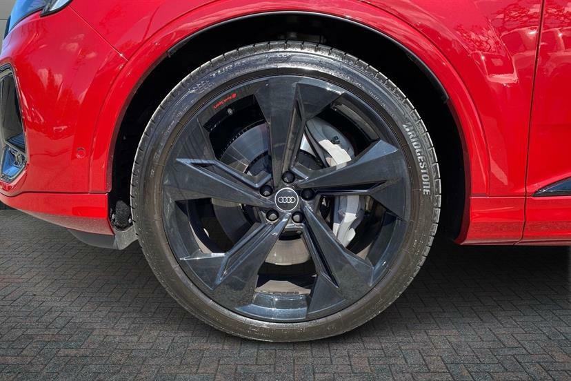 Audi Q7 3.0 Tfsi E Quattro 394 Black Edition Tiptronic Red #4