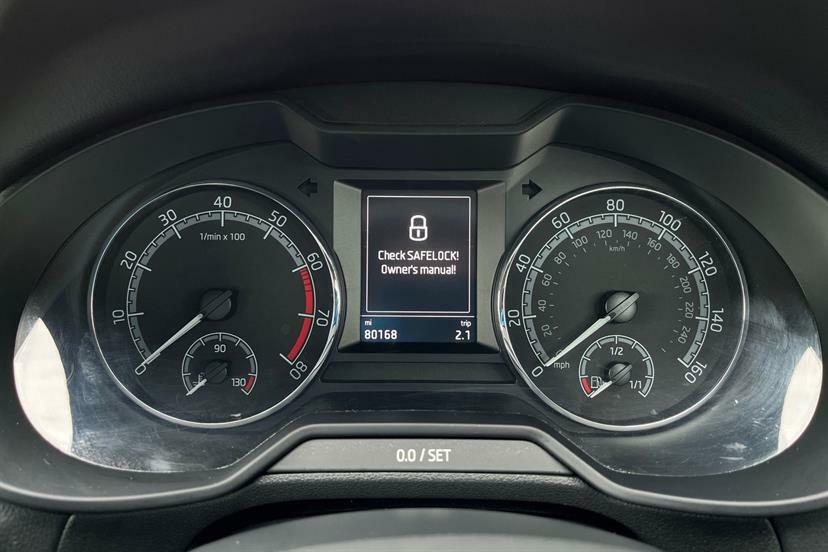 Skoda Octavia Hatchback Silver #14