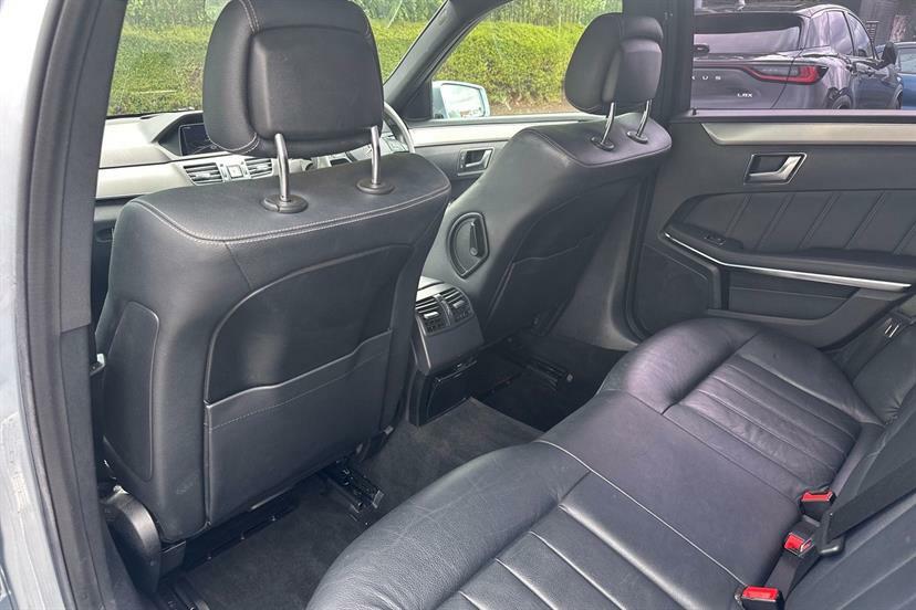 Mercedes-Benz E Class E250 Cgi Blueefficiency Sport Black #23