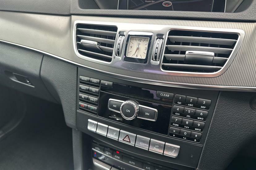 Mercedes-Benz E Class E250 Cgi Blueefficiency Sport Black #34