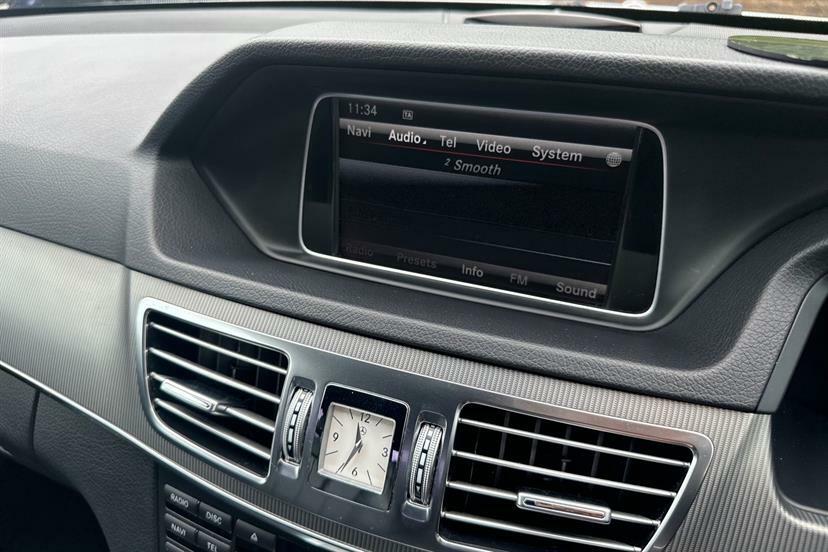 Mercedes-Benz E Class E250 Cgi Blueefficiency Sport Black #41