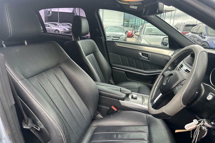 Mercedes-Benz E Class E250 Cgi Blueefficiency Sport Black #30