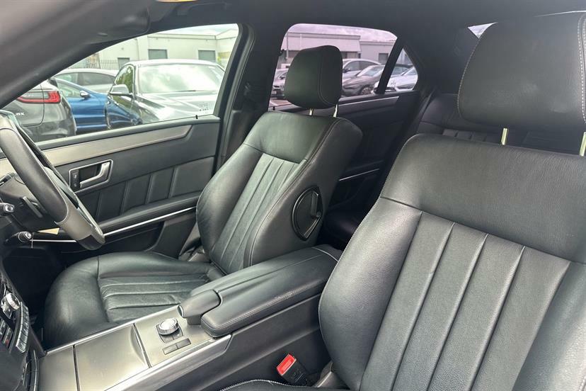 Mercedes-Benz E Class E250 Cgi Blueefficiency Sport Black #28
