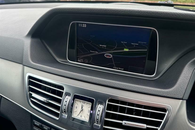 Mercedes-Benz E Class E250 Cgi Blueefficiency Sport Black #40