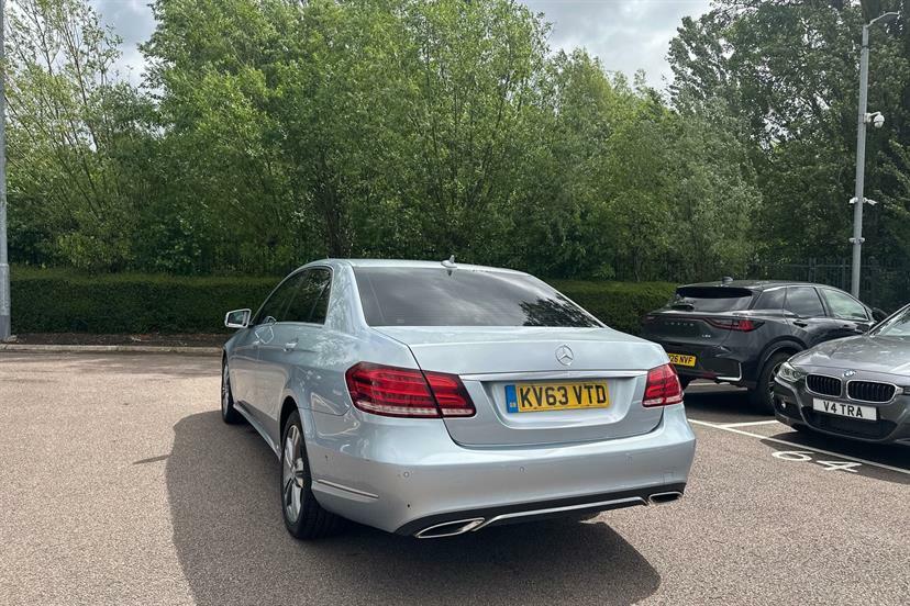 Mercedes-Benz E Class E250 Cgi Blueefficiency Sport Black #18